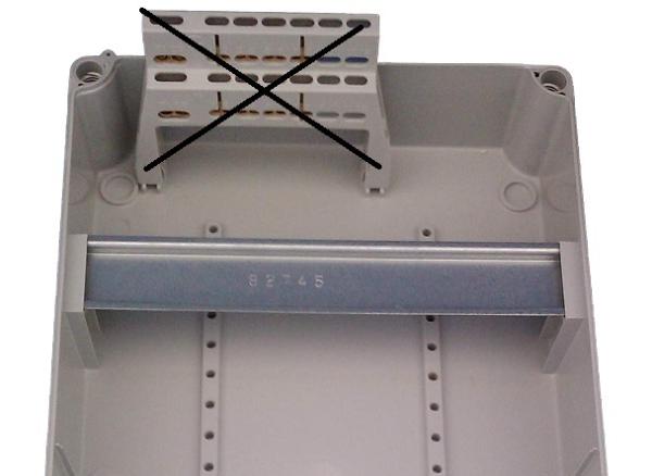 IP67 Empty Wall-Mounted Power Distribution Box, 1x13-unit
